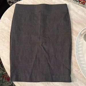 Grey pencil skirt
